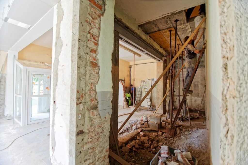 New Construction vs Renovation Cost: What's the Difference in 2026?