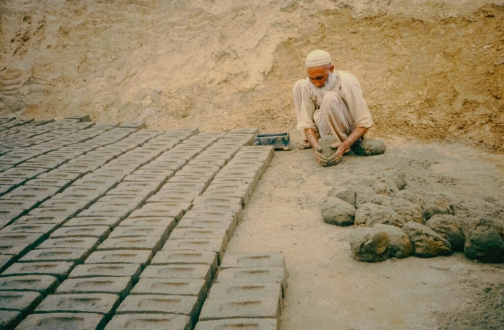 How Much Sand Do I Need for Pavers? (2026 Calculator & Estimator)