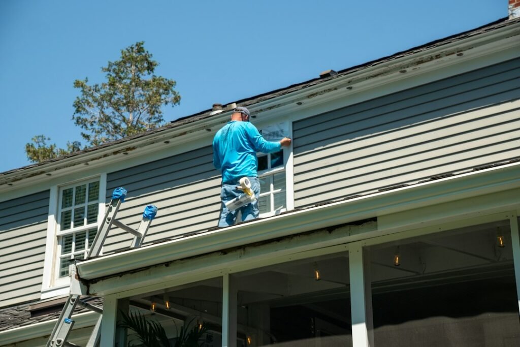 How Much Siding Do I Need? Siding Calculator and Measurement Guide