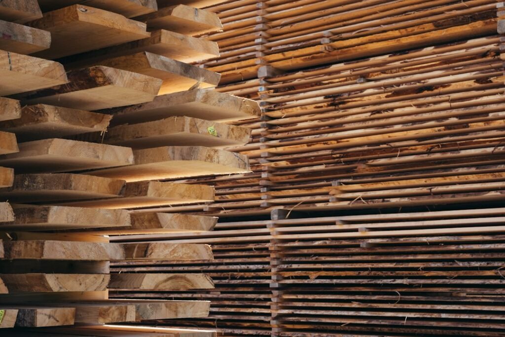 Lumber Weight Calculator Guide: How to Estimate Timber Loads in 2026